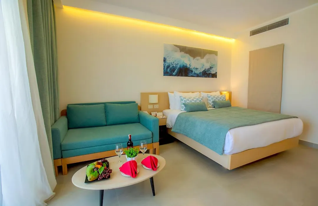 Amwaj Beach Club Abu Soma-1